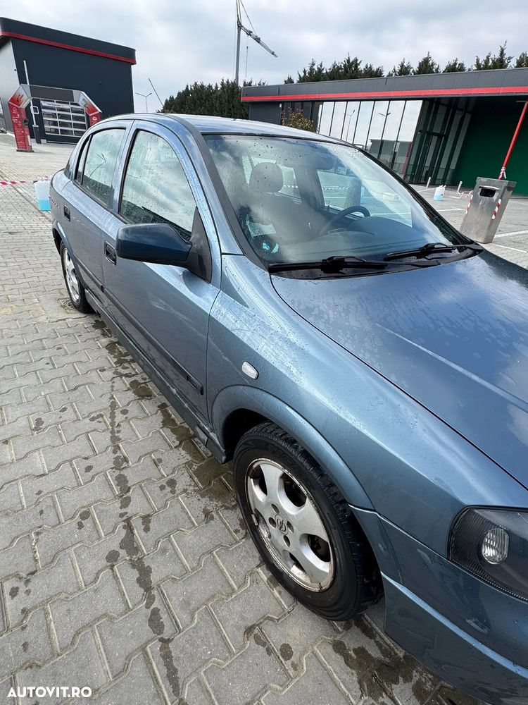 Opel Astra - 11