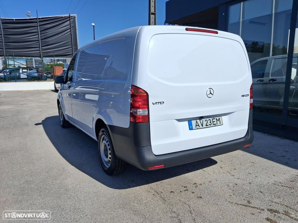 Mercedes-Benz Vito 116 CDI Furgão Standard - 7