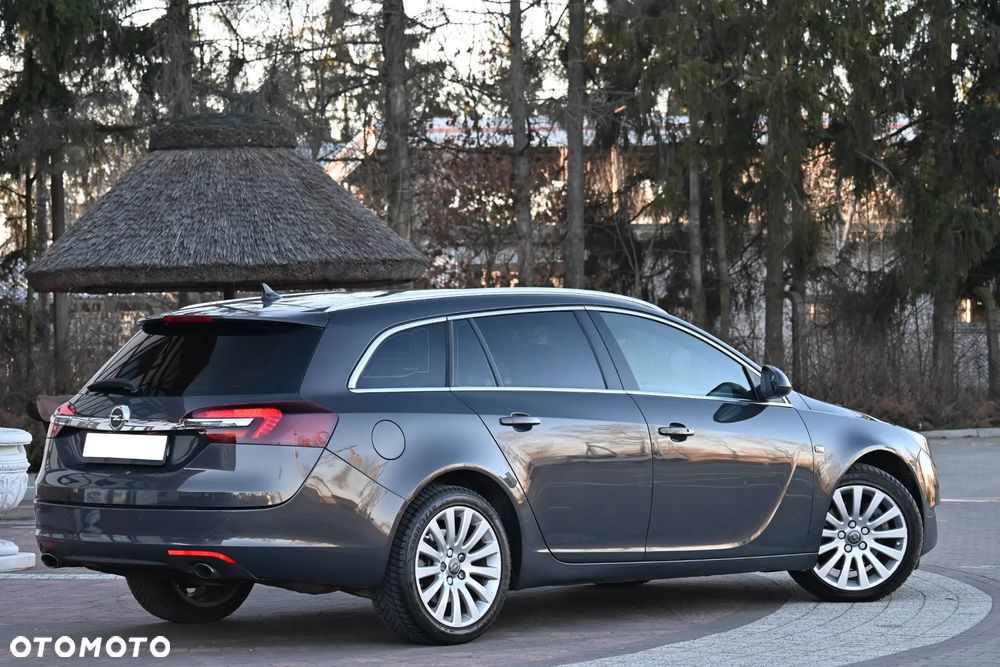 Opel Insignia - 15