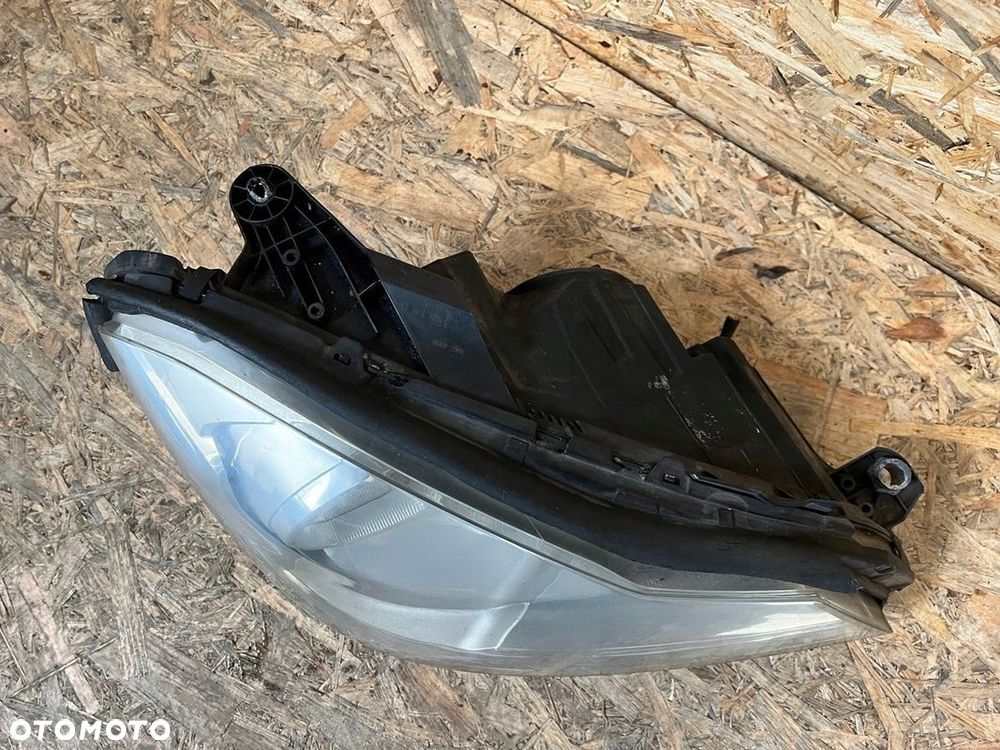 LAMPA reflektor PRAWY PRZÓD Mercedes C-klasa W204 LIFT UK - 4