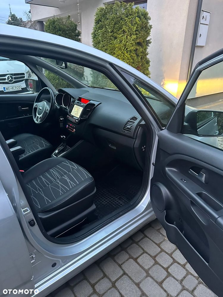 Kia Venga ver-1-6-business-line - 12