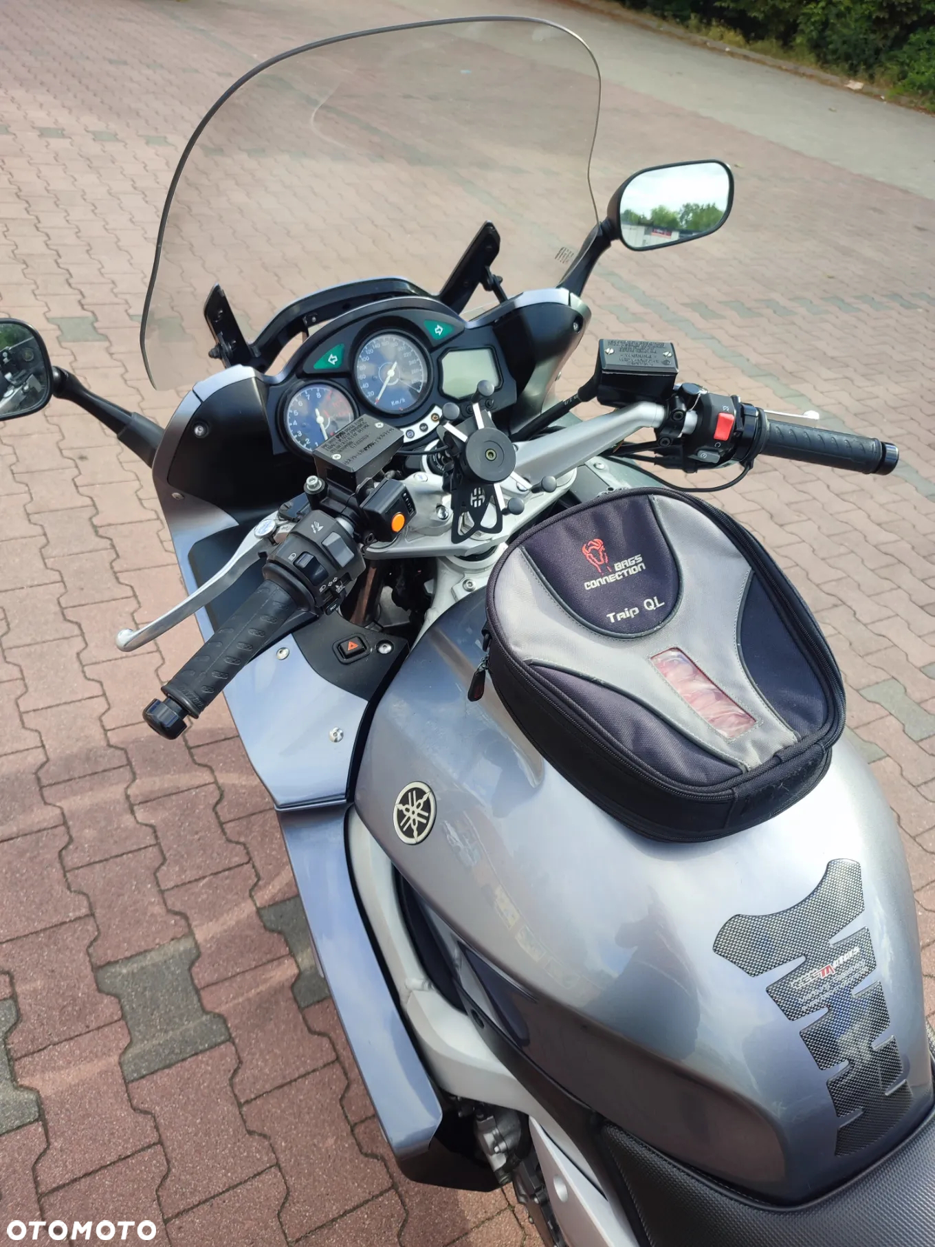 Yamaha FJR - 13