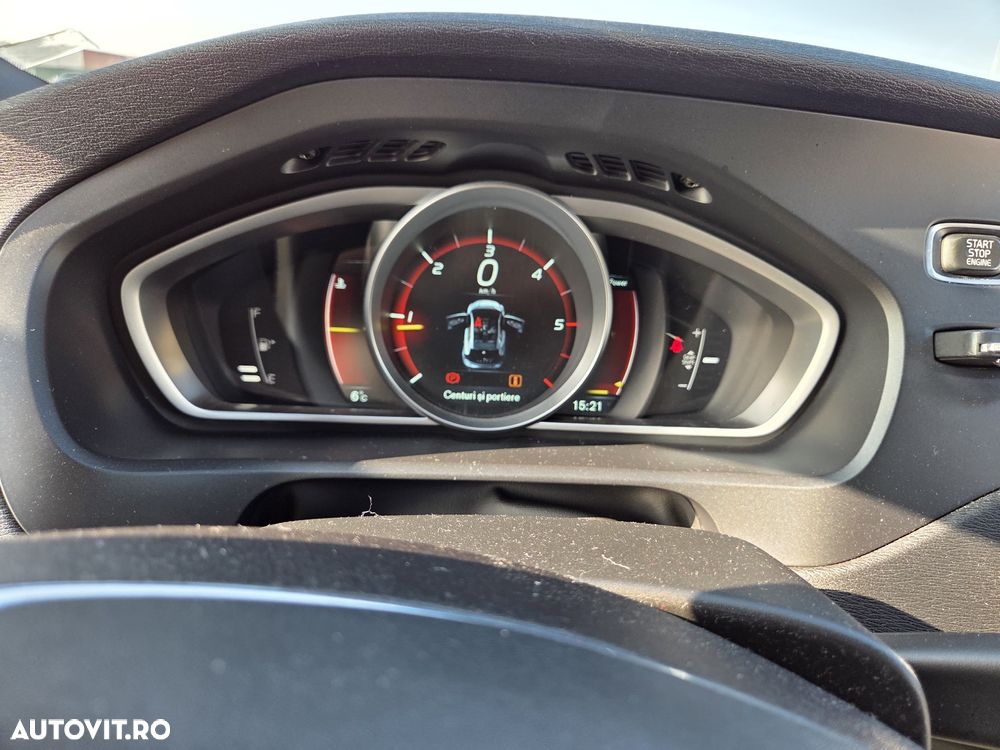 Volvo V40 D4 VEA R-Design - 9
