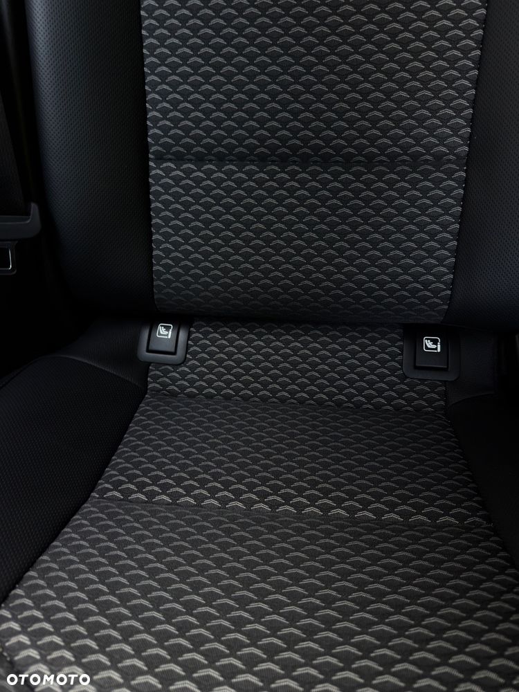 Kia XCeed 1.5 T-GDI Business Line DCT - 21
