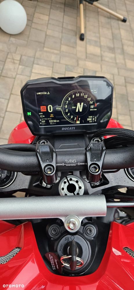 Ducati Streetfighter V4 - 12