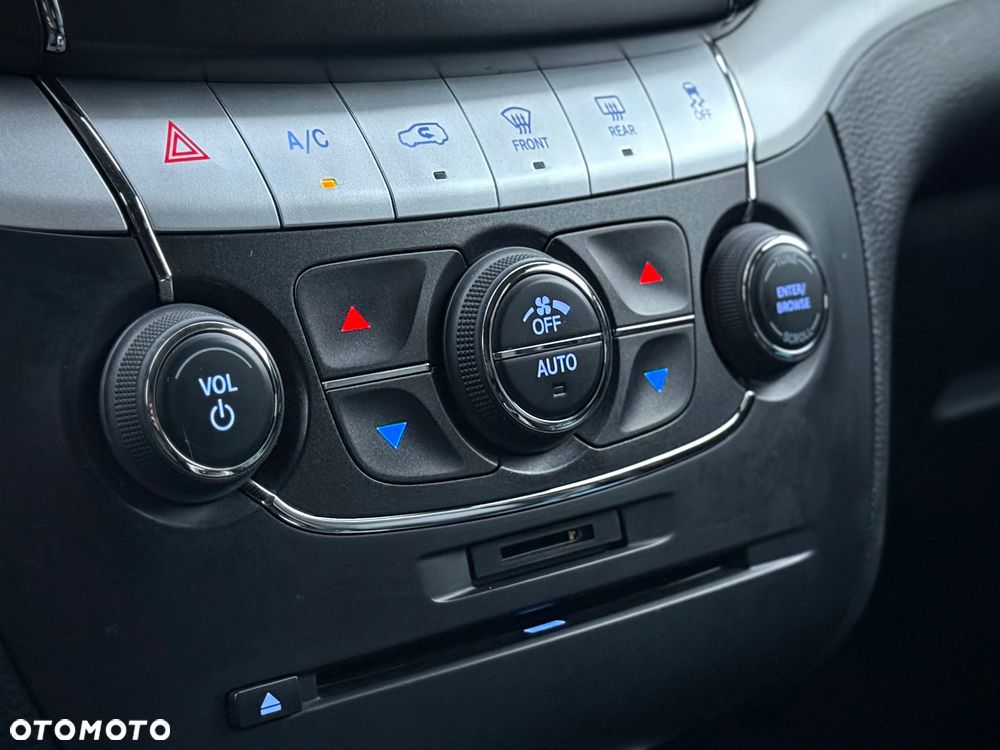 Fiat Freemont 2.0 Multijet Lounge AWD - 18