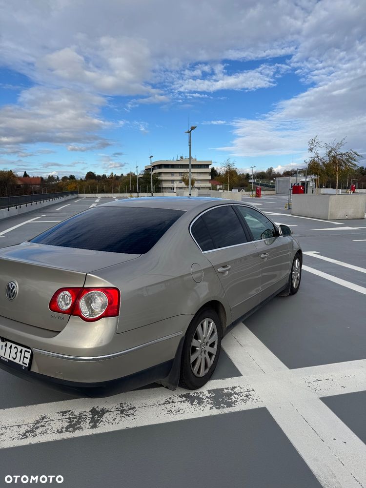 Volkswagen Passat 2.0 TDI 4Mot Comfortline - 5