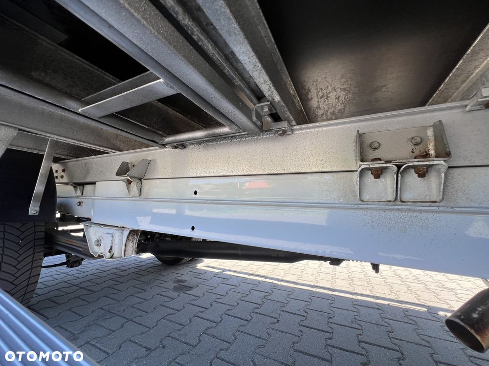 Mercedes-Benz Sprinter 516 - 10