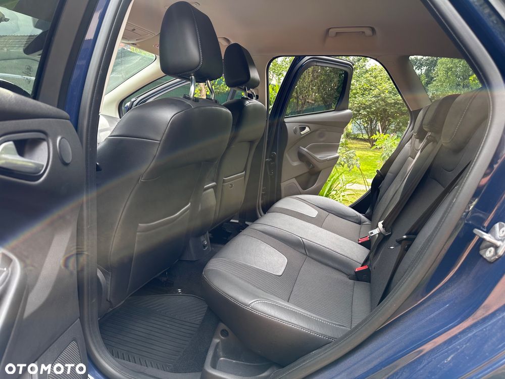 Ford Focus - 8