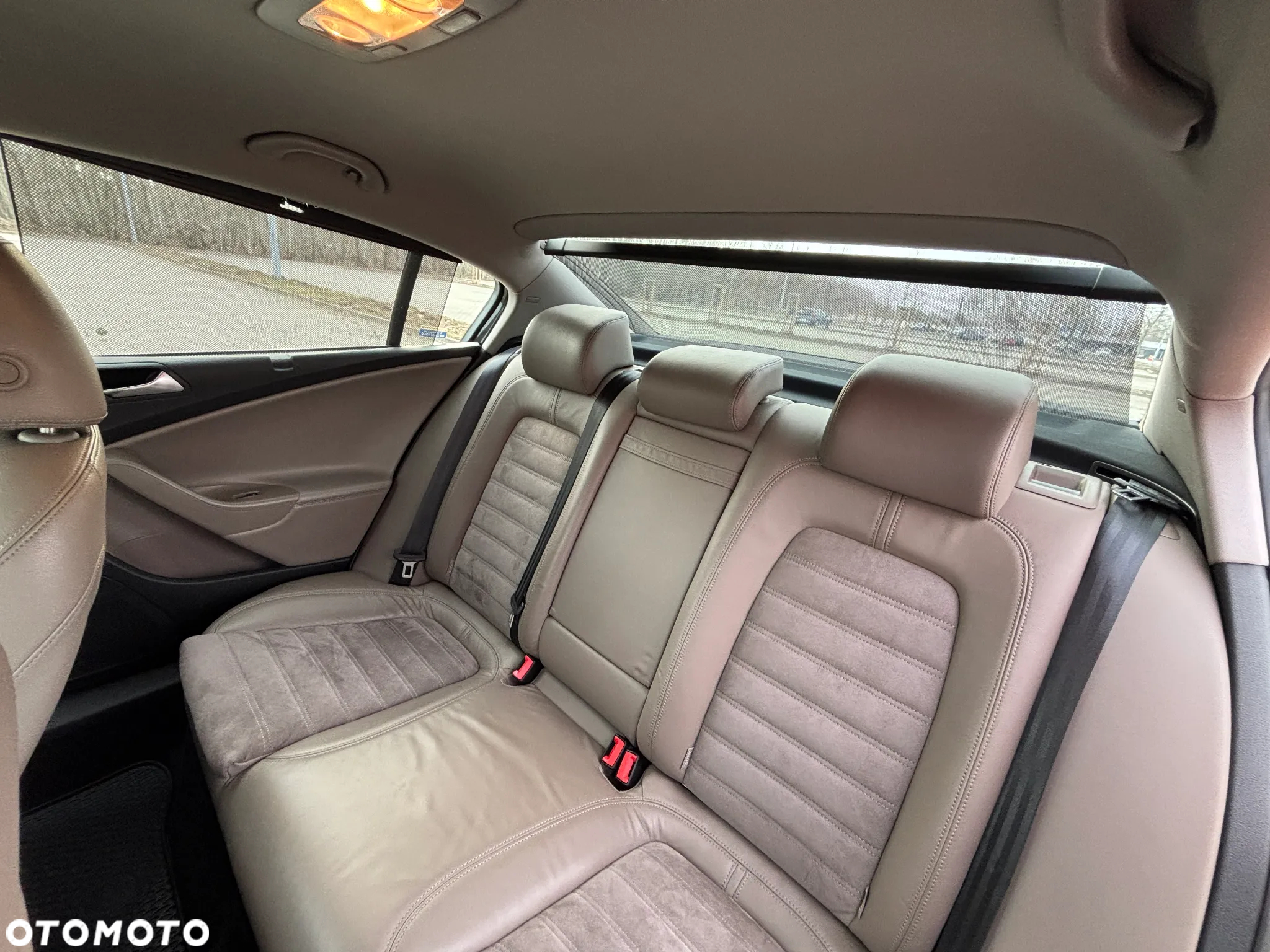 Volkswagen Passat 2.0 TDI DPF Highline DSG - 29