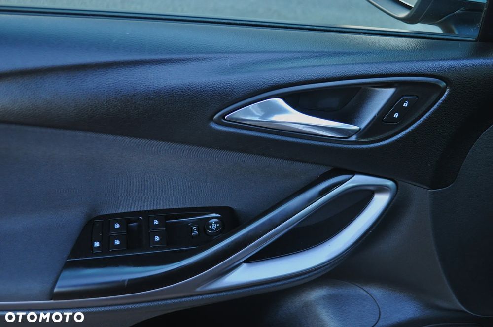 Opel Astra 1.4 Turbo Start/Stop Edition - 29