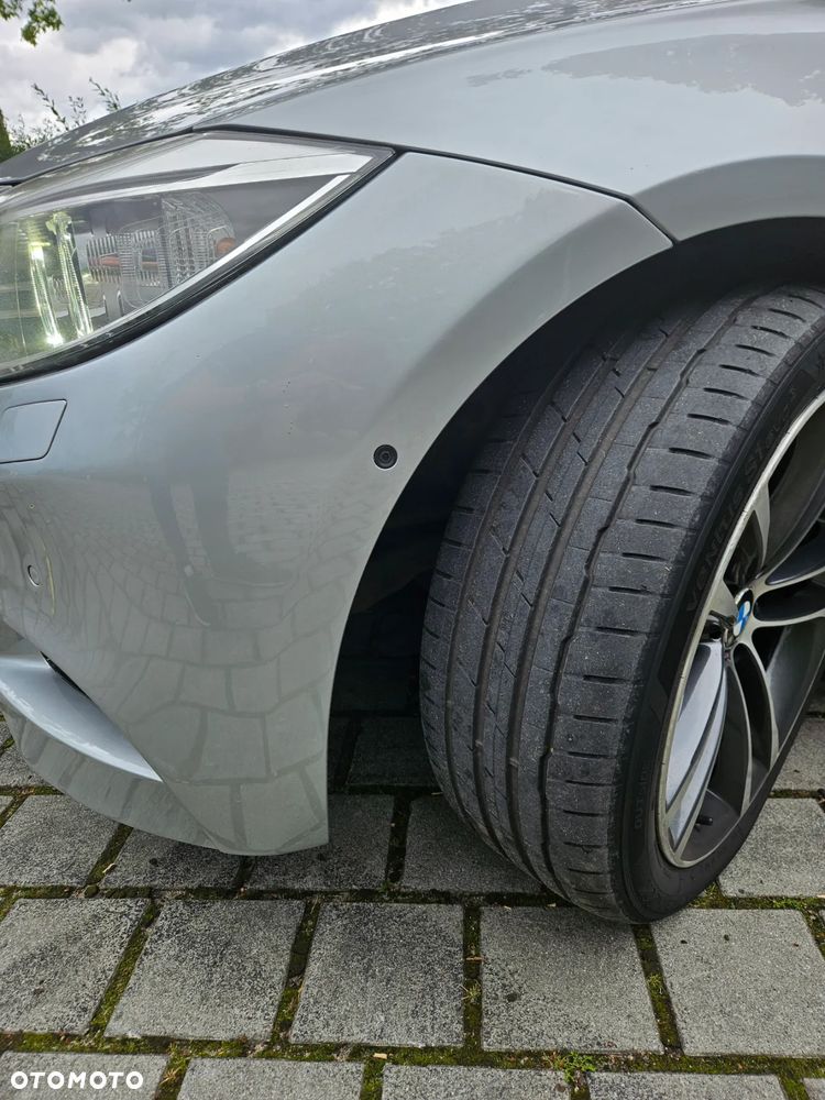 BMW 3GT 335i xDrive - 6