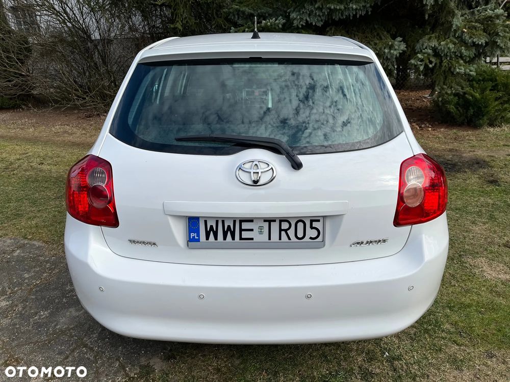 Toyota Auris - 5