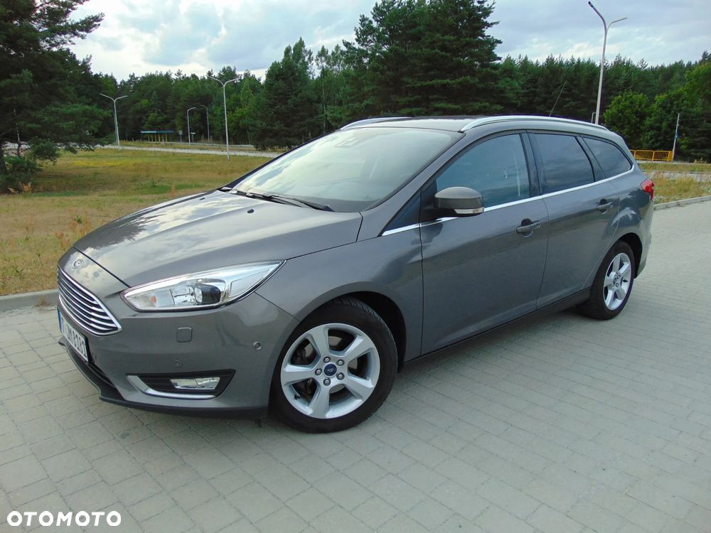 Ford Focus 1.0 EcoBoost Titanium - 25