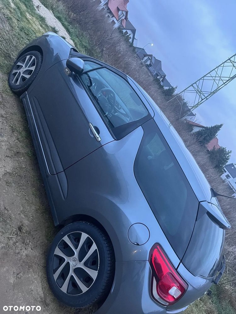 Citroën DS3 1.6 HDi SoChic - 21