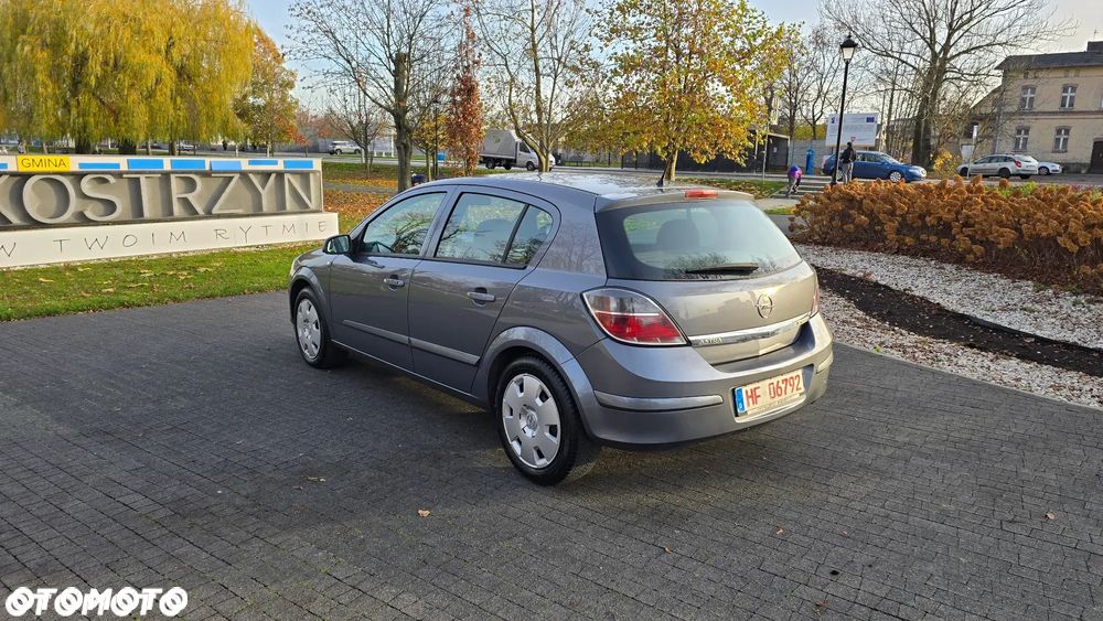 Opel Astra - 37
