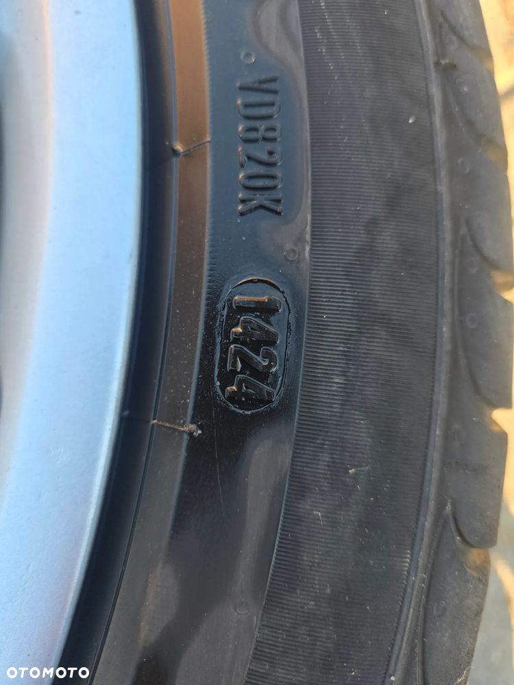 OPONY PIRELLI POWERGY 245 40 18 LATO - 5