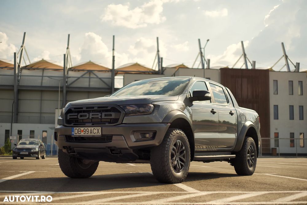 Ford Raptor - 24
