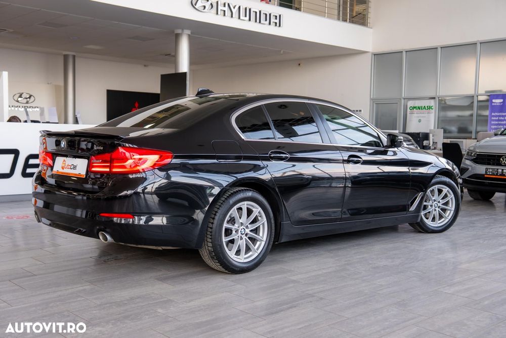 BMW Seria 5 520d xDrive Aut. - 13