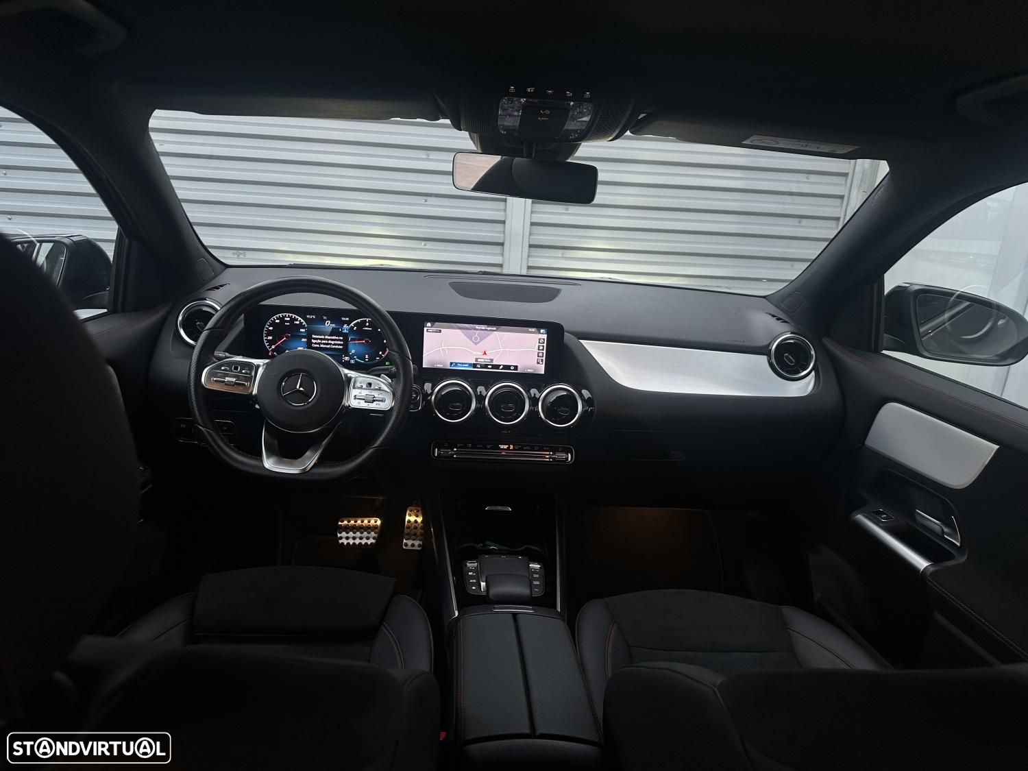 Mercedes-Benz GLA 180 d AMG Line - 23