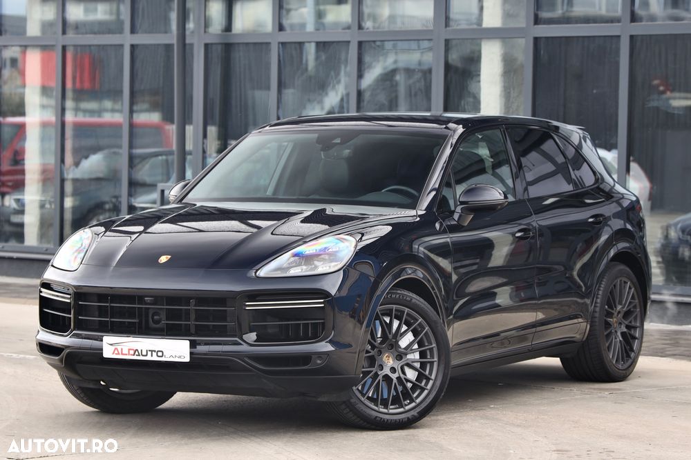 Porsche Cayenne Turbo - 1