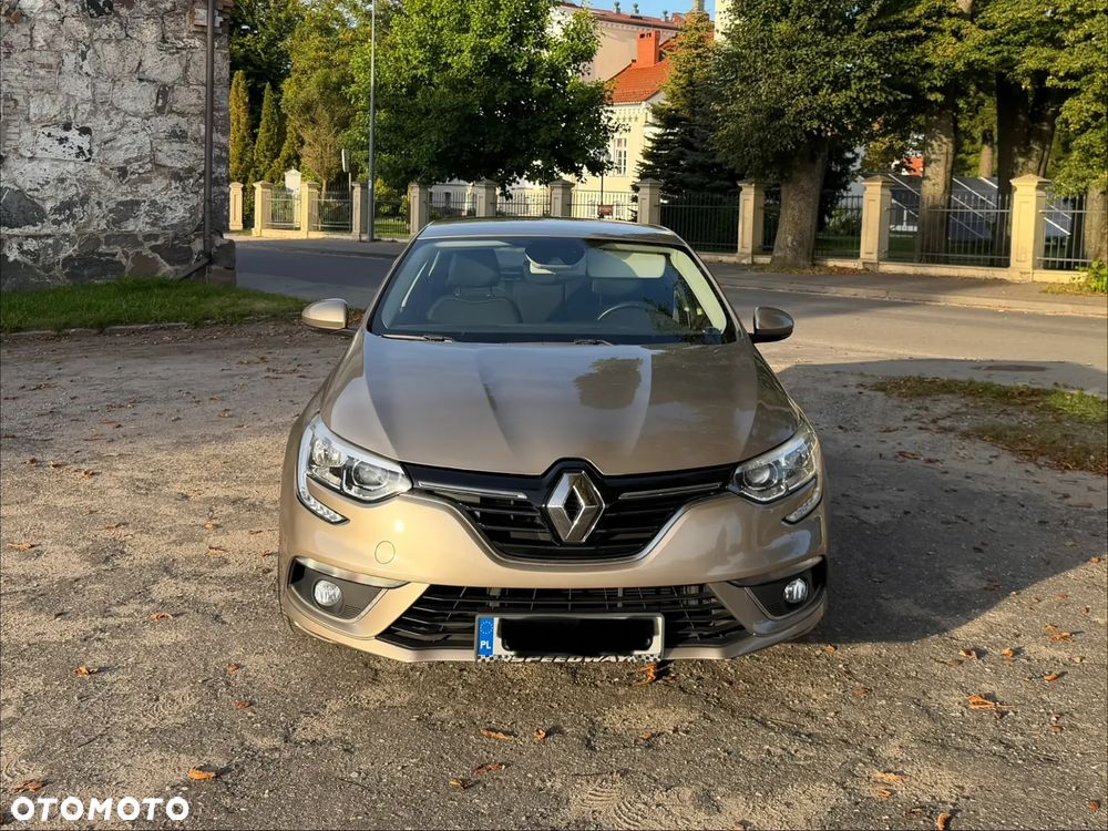 Renault Megane 2016 photo 2