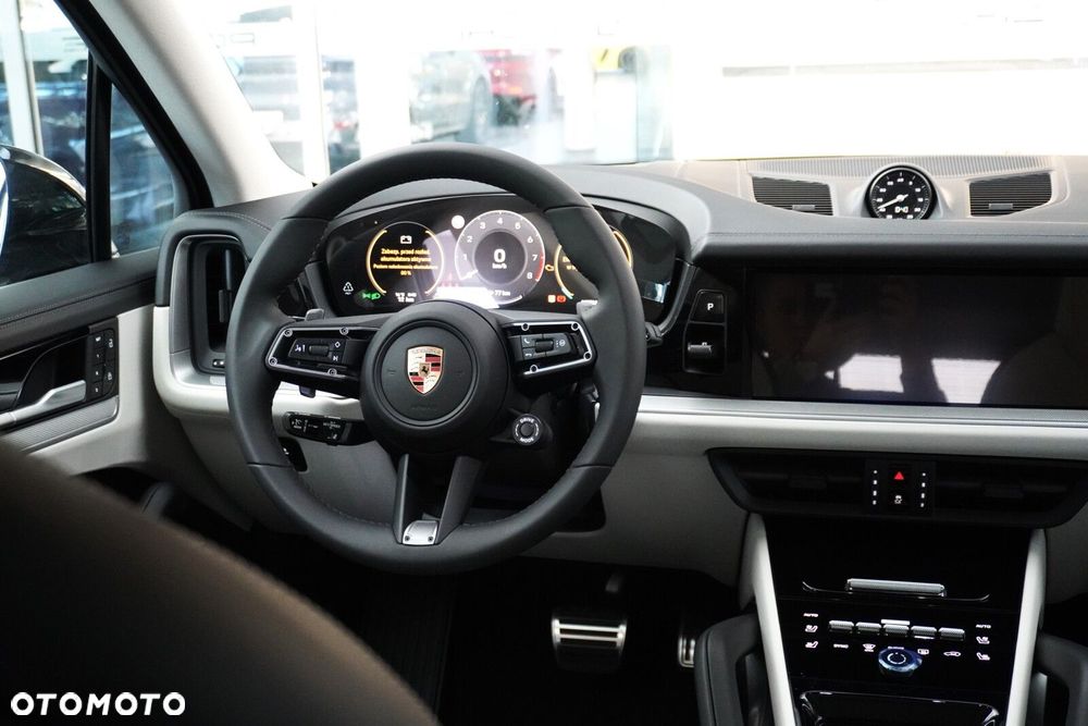 Porsche Cayenne S - 12