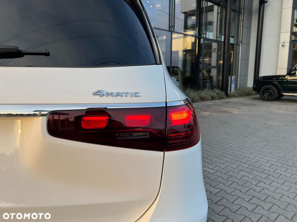 Mercedes-Benz GLS - 22