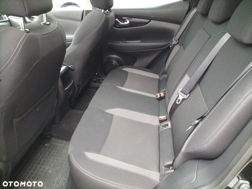 Nissan Qashqai - 2
