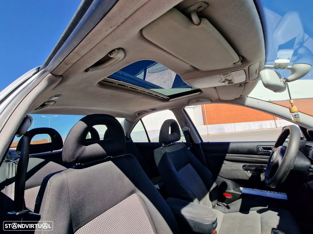 VW Bora 1.9 TDi Highline - 6
