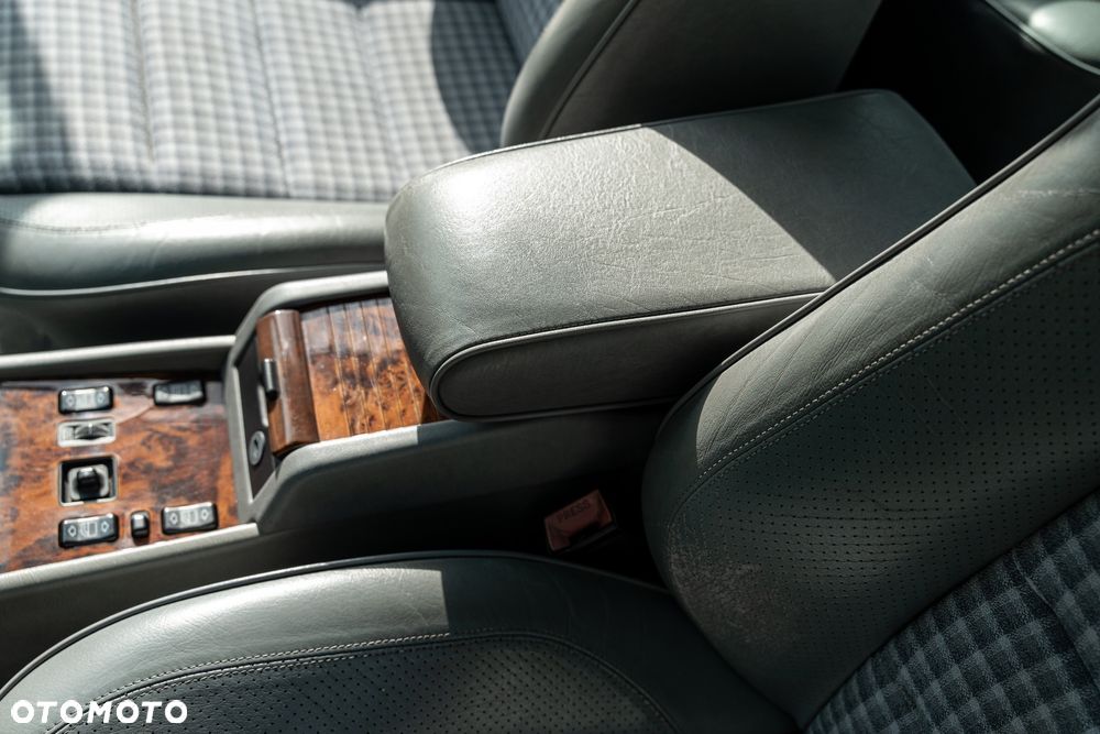 Mercedes-Benz W124 (1984-1993) - 22