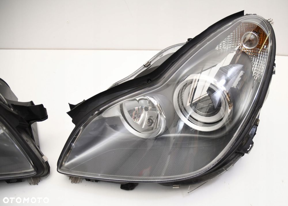 MERCEDES CLS W219 AMG LAMPA PRAWA BI XENON SKRĘTNY - 11