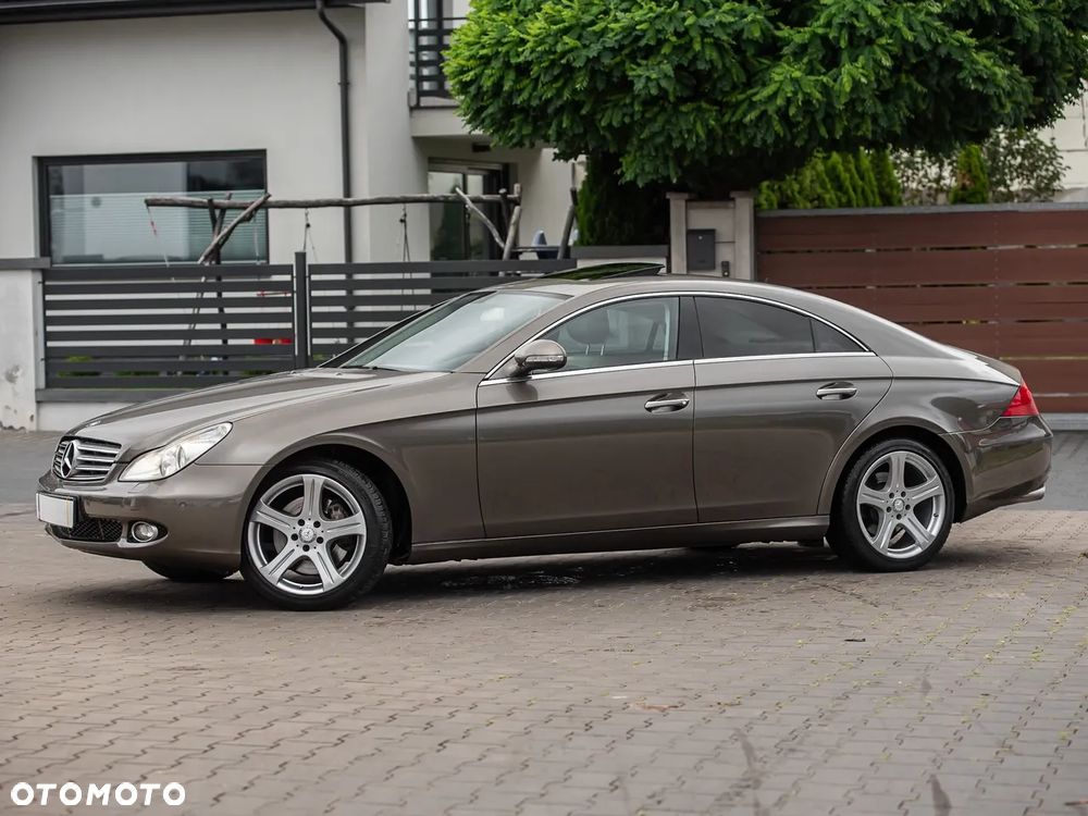 Mercedes-Benz CLS - 4