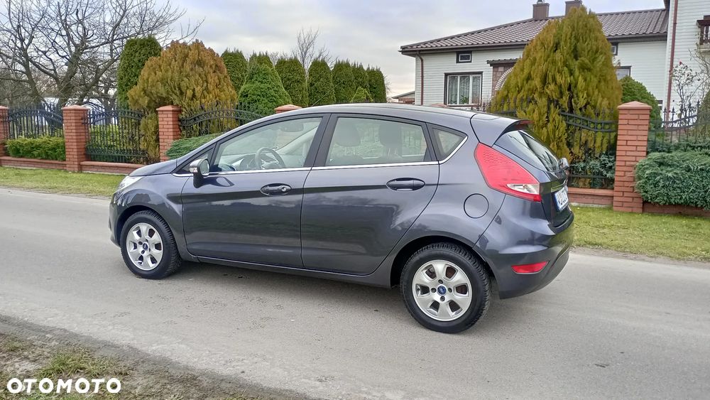 Ford Fiesta 1.25 Champions Edition - 12