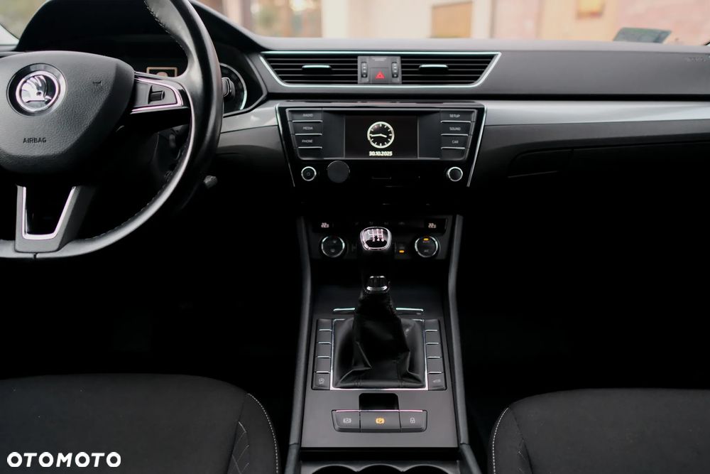 Skoda Superb 1.4 TSI ACT Ambition - 23