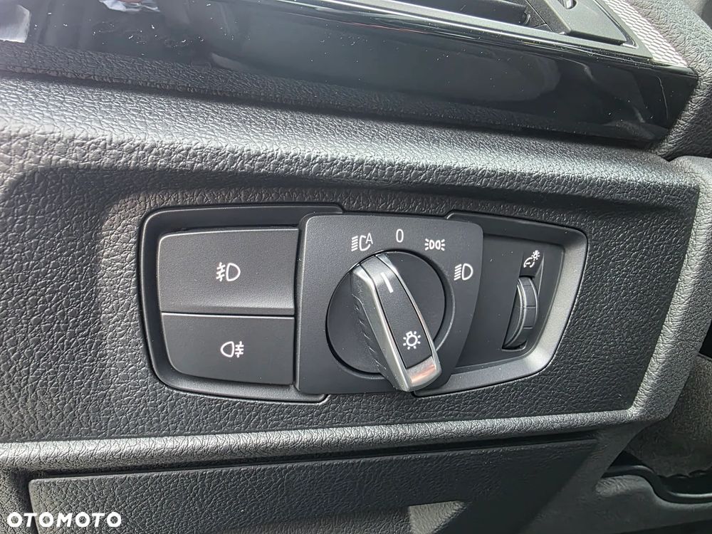 BMW Seria 1 120d xDrive BluePerformance Sport Line - 24