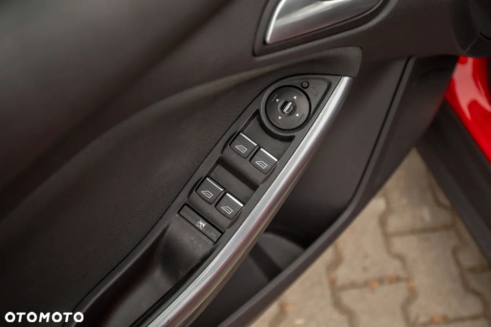 Ford Focus 1.6 EcoBoost Start-Stopp-System Titanium - 22