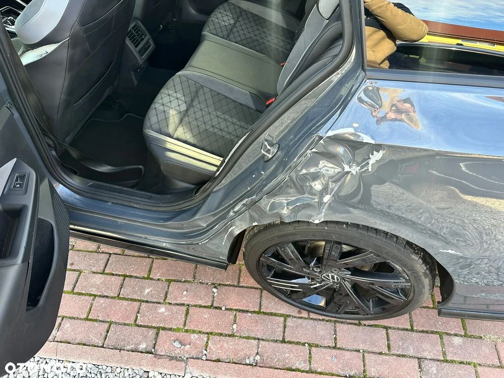 Volkswagen Golf Variant 1.5 eTSI OPF DSG R-Line - 12