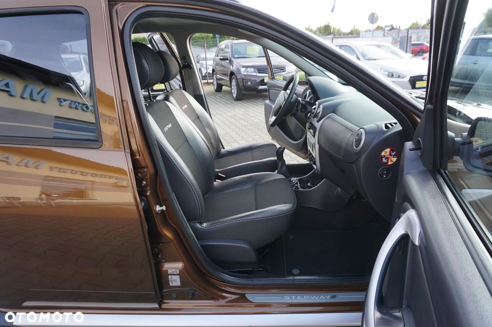 Dacia Sandero Stepway 1.6 - 27
