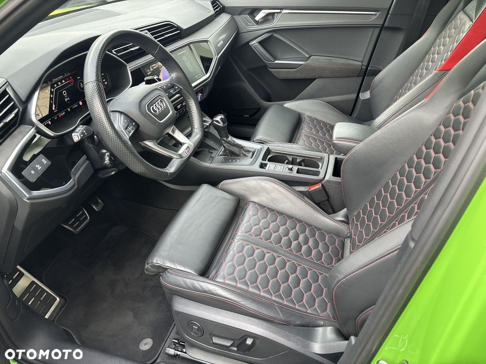 Audi RS Q3 Sportback - 19
