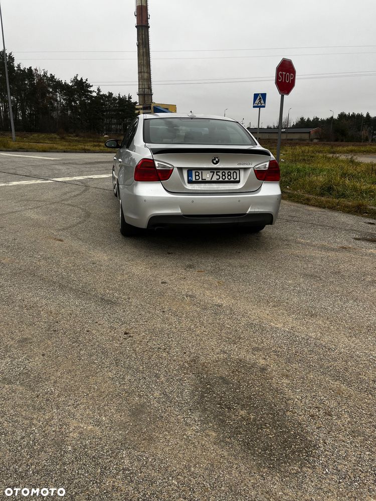 BMW Seria 3 320i - 5