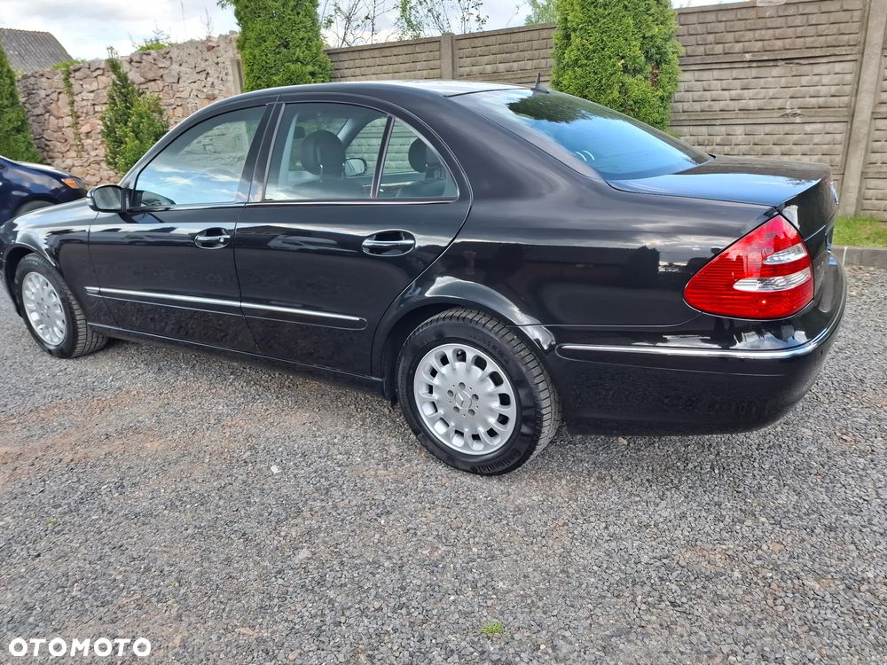 Mercedes-Benz Klasa E 320 4-Matic Avantgarde - 15