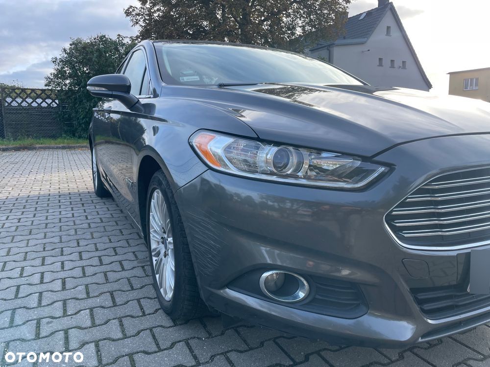 Ford Fusion - 8