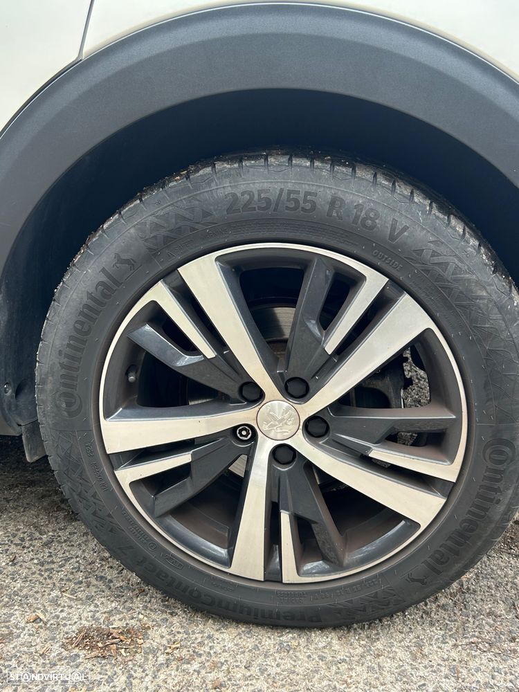 Peugeot 3008 BlueHDi 130 Stop & Start EAT8 Allure Business-Pack - 17