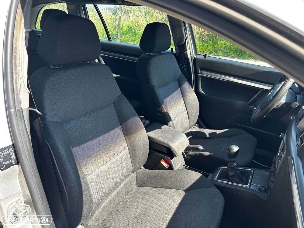 Opel Vectra Caravan 1.9 CDTi Executive - 8