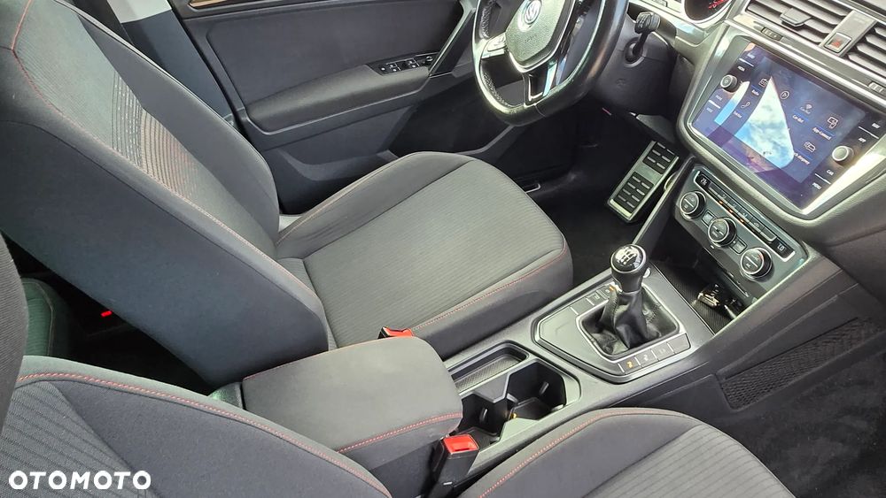 Volkswagen Tiguan 1.4 TSI BMT ACT Comfortline - 16