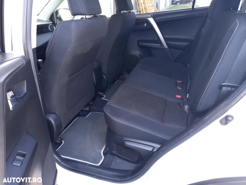 Toyota RAV4 - 14