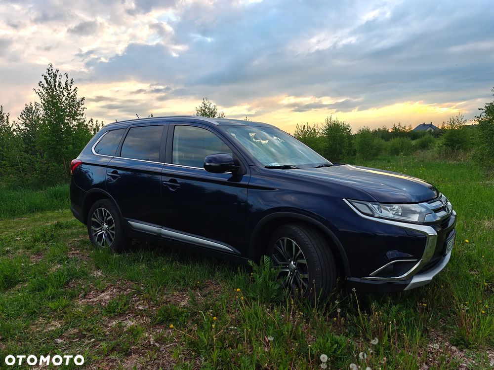Mitsubishi Outlander 2.0 Intense + 4WD CVT - 3