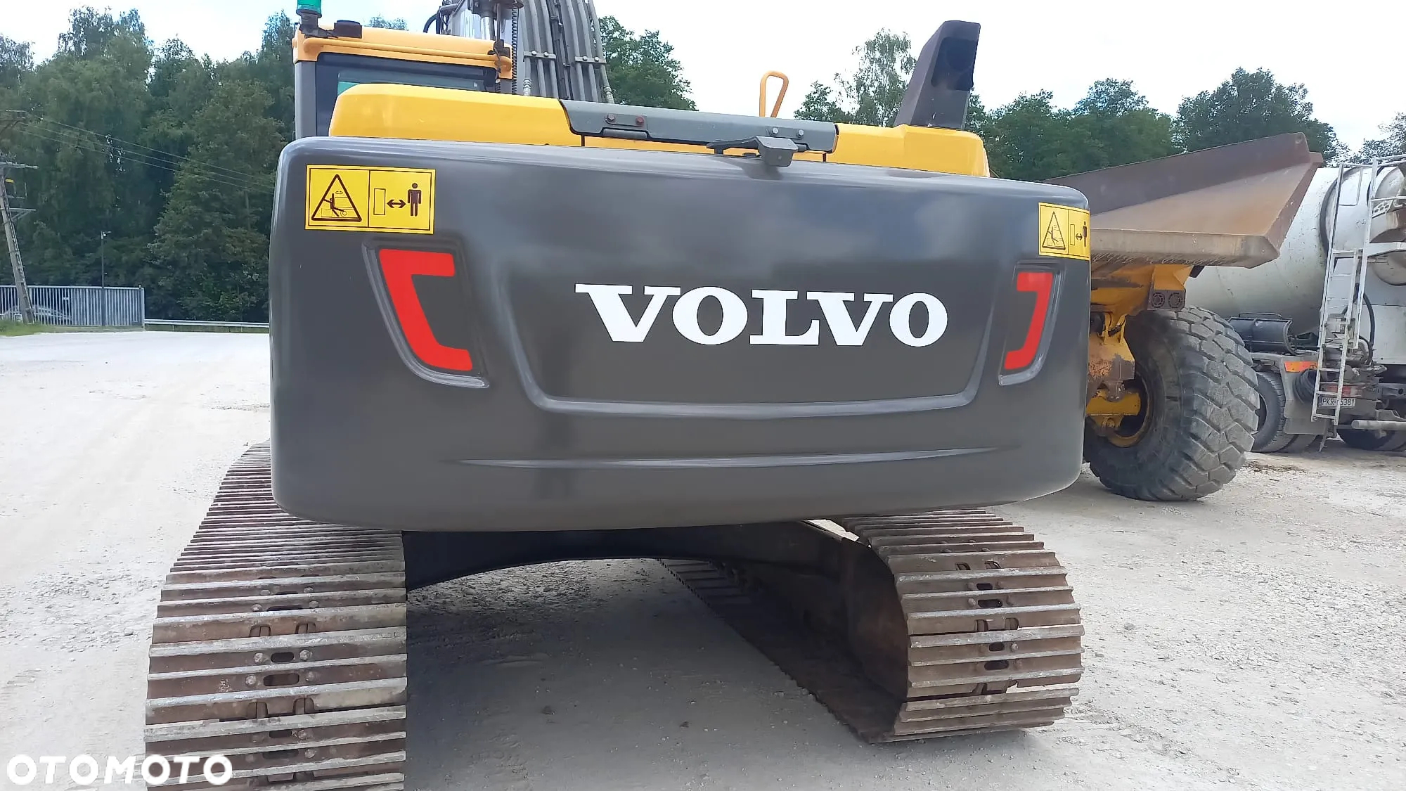 Volvo EC220DL - 3