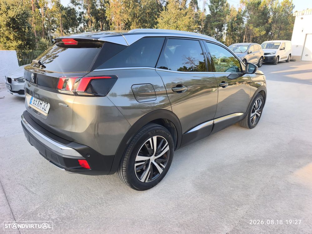 Peugeot 3008 2019 photo 2